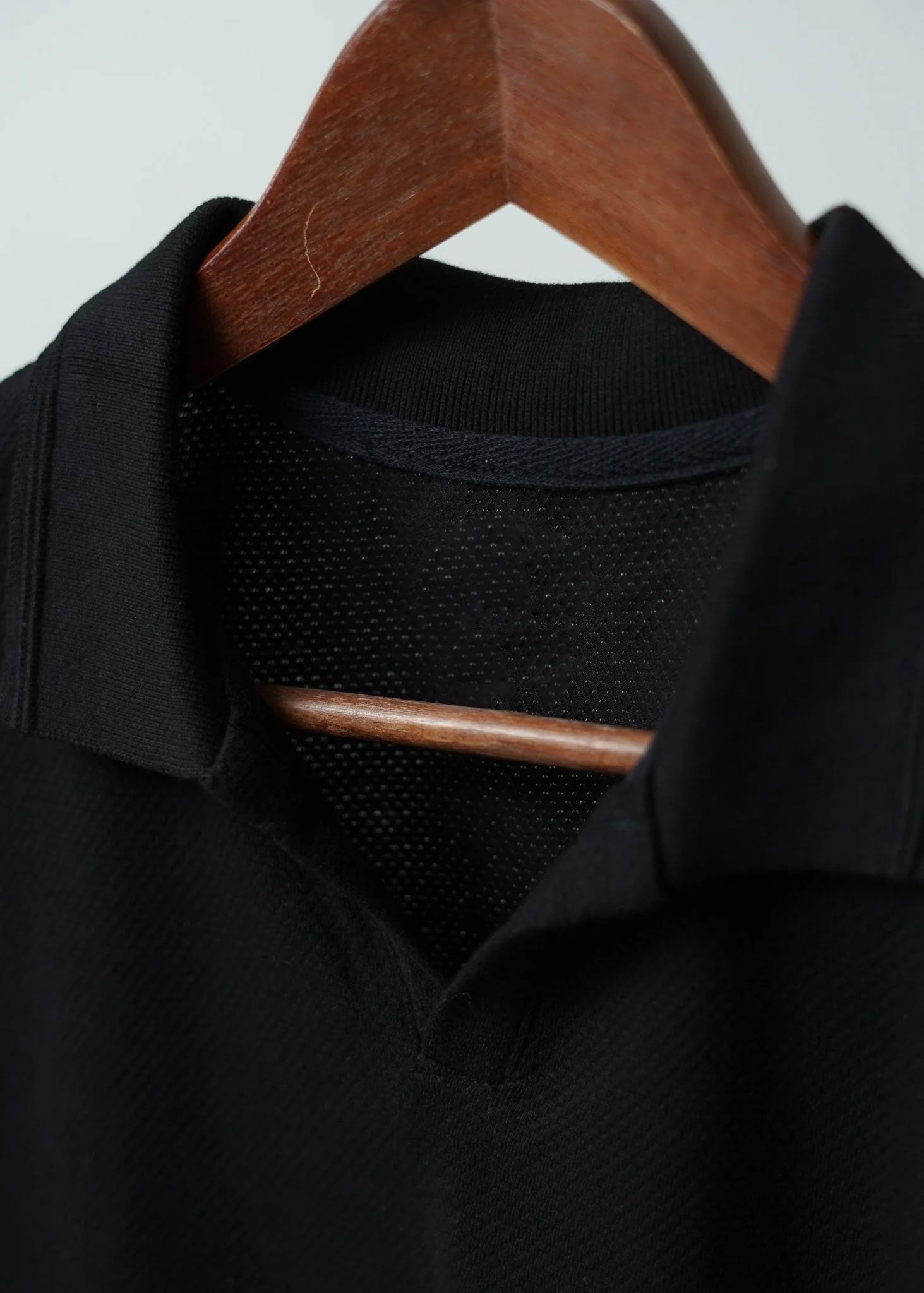 TEXTURED KNIT BLACK POLO SHIRT